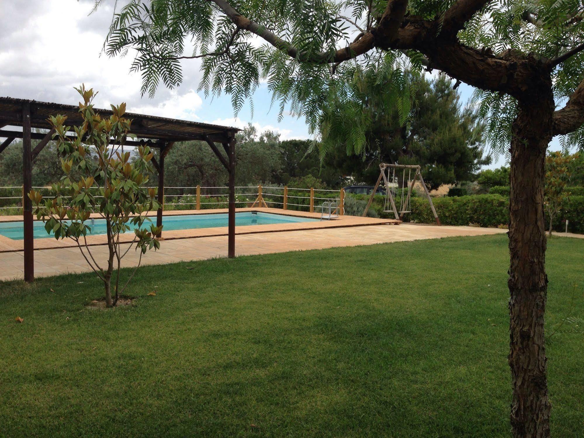 Terre Iblee Resort Chiaramonte Gulfi Exterior foto